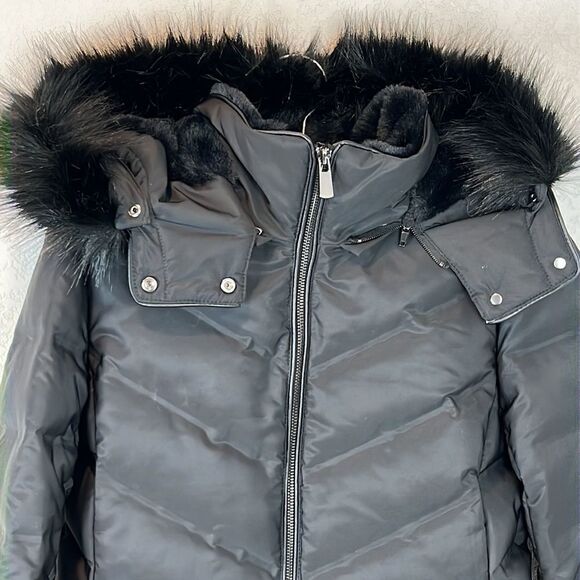 NWT ZARA WOMAN NWT FW20-21 BLACK WATER AND WIND PROTECTION JACKET Large - Picture 2 of 14